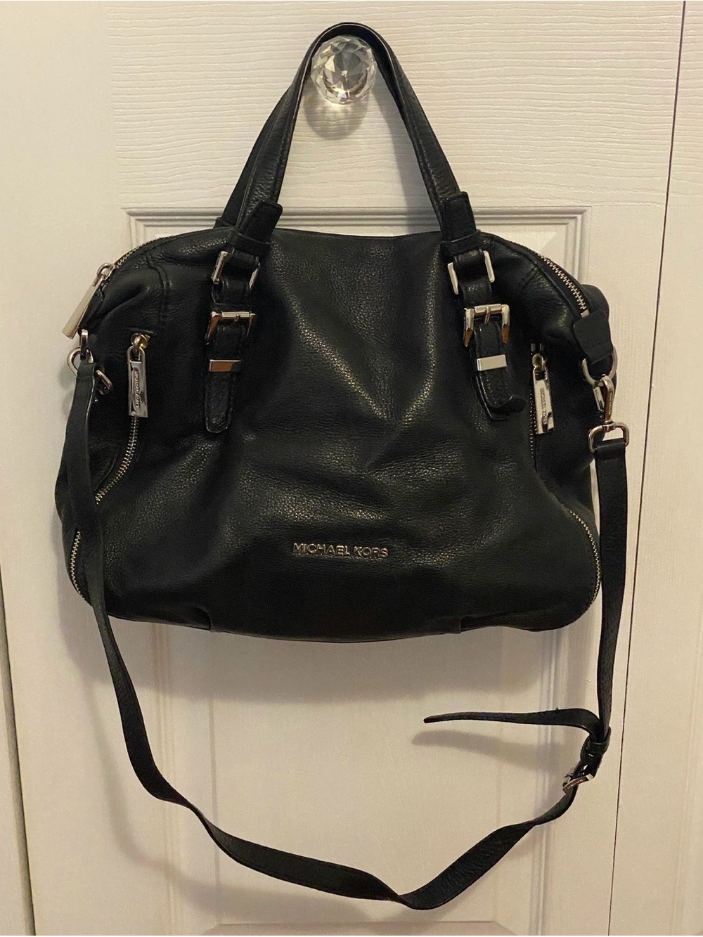 Michael Kors Black Leather Shoulder Bag with Detachable Strap. AUTHENTIC.